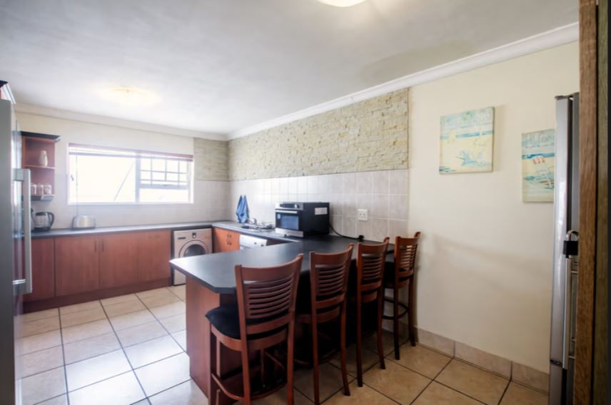 3 Bedroom Property for Sale in Jeffreys Bay Central Eastern Cape